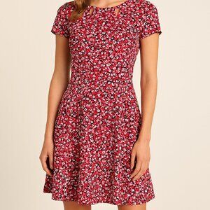 Michael Kors NWT Red Pink & White Floral Fit & Flare Cap Sleeve Dress– SMALL